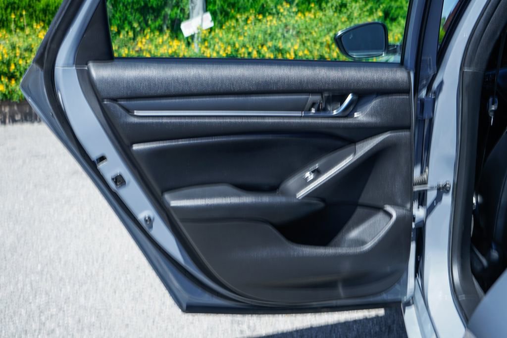 Used 2021 Honda Accord Sport image 34