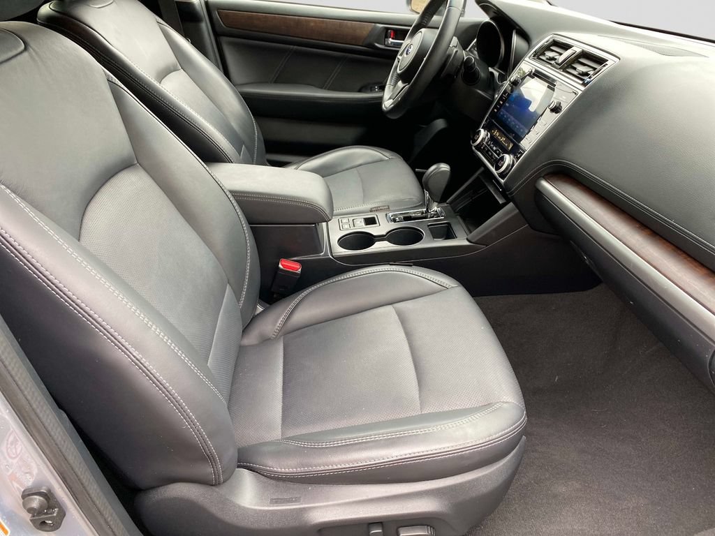 Used 2019 Subaru Outback 2.5i Limited AWD/4WD image 25