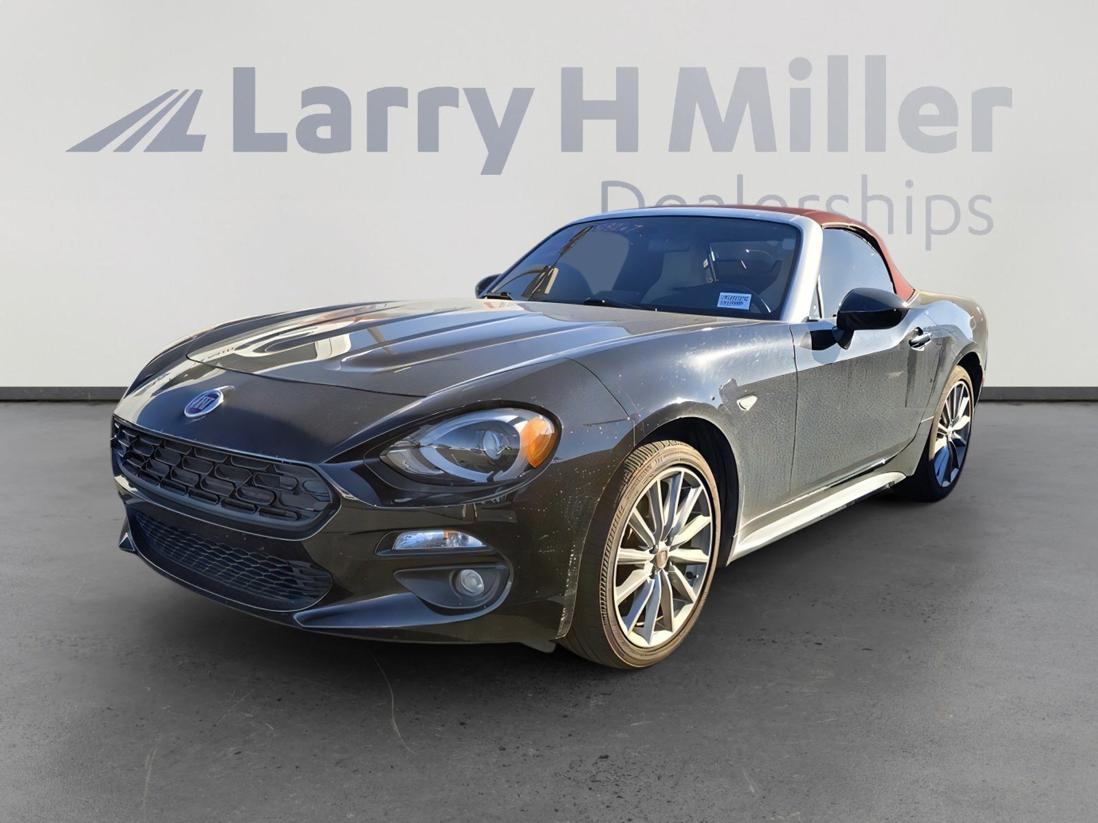 Used 2018 FIAT 124 Spider Lusso