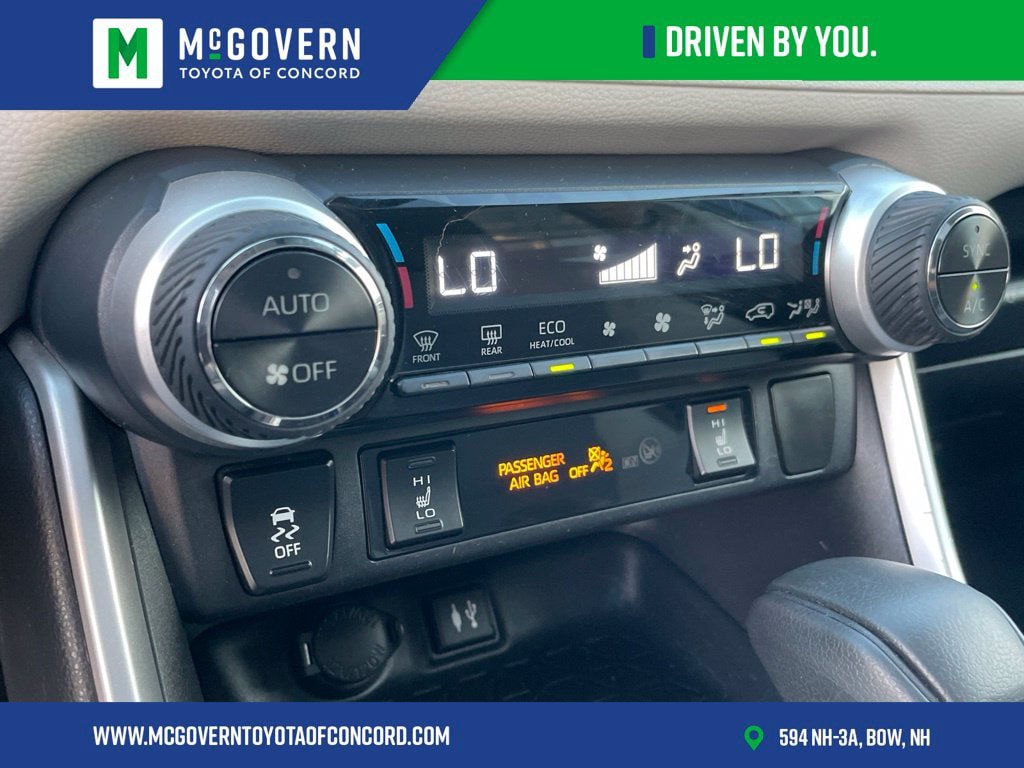 Used 2019 Toyota RAV4 XLE w/ Convenience Package AWD/4WD image 21