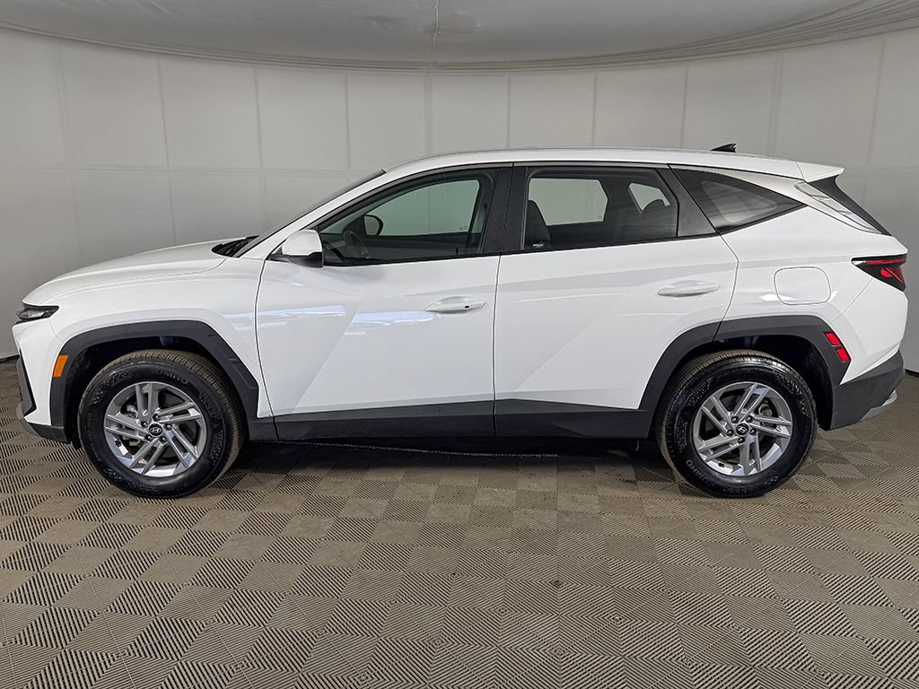 Certified 2026 Hyundai Tucson SE AWD/4WD image 11