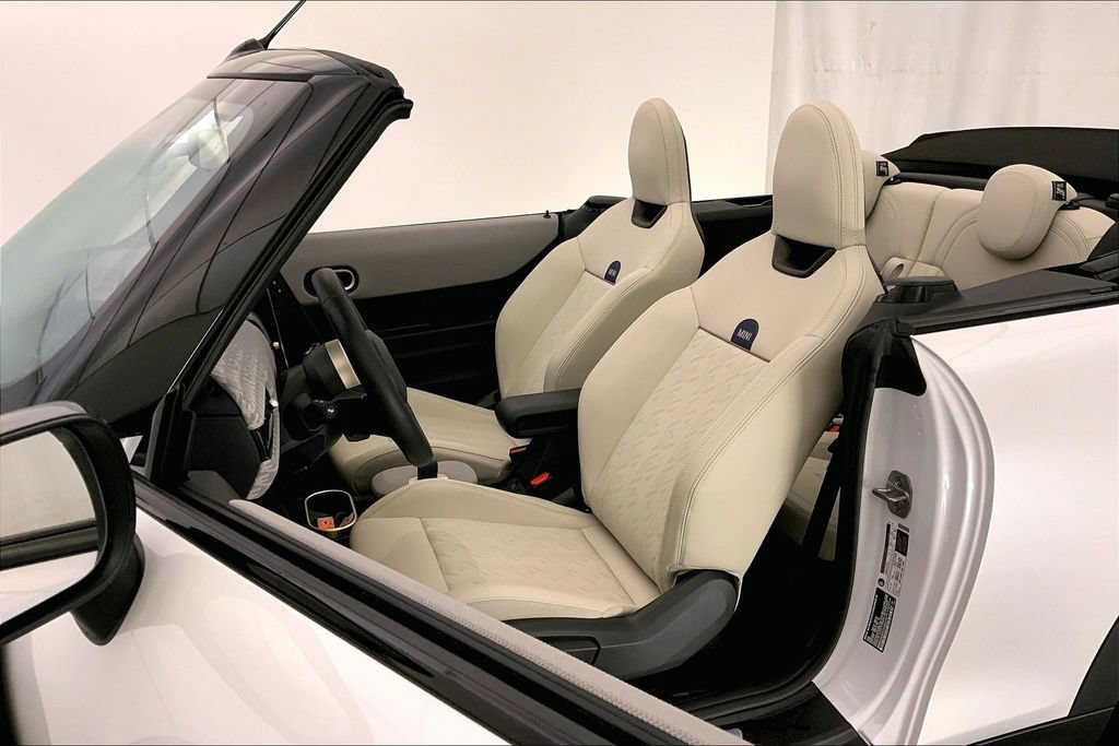 Used 2026 MINI Cooper S FWD image 13