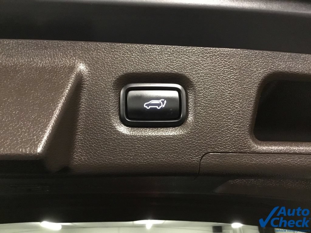 Used 2019 Hyundai Santa Fe Limited AWD/4WD image 13