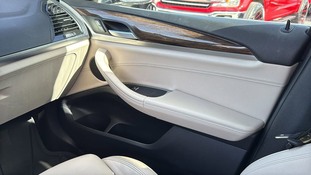 Used 2019 BMW X3 sDrive30i w/ Driving Assistance Package image 21