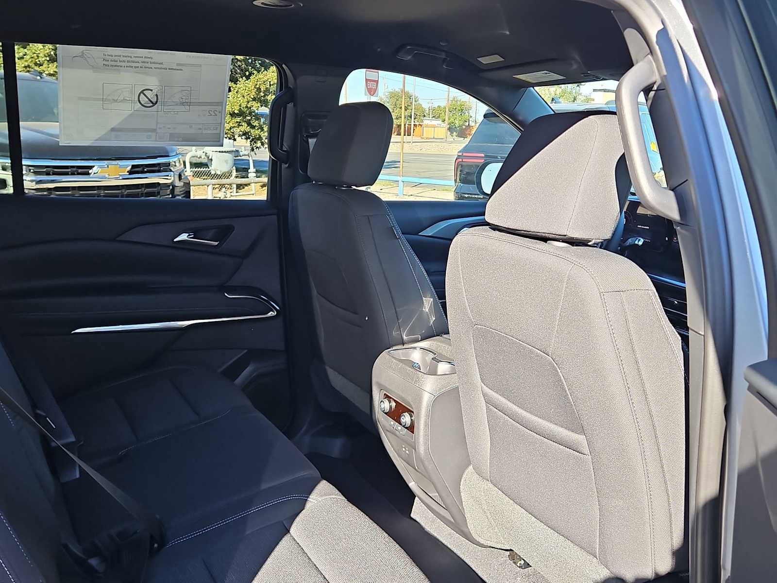 New 2026 Chevrolet Traverse LT image 15