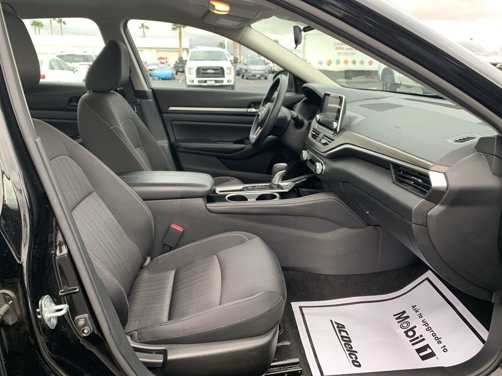 Used 2023 Nissan Altima 2.5 SV image 26