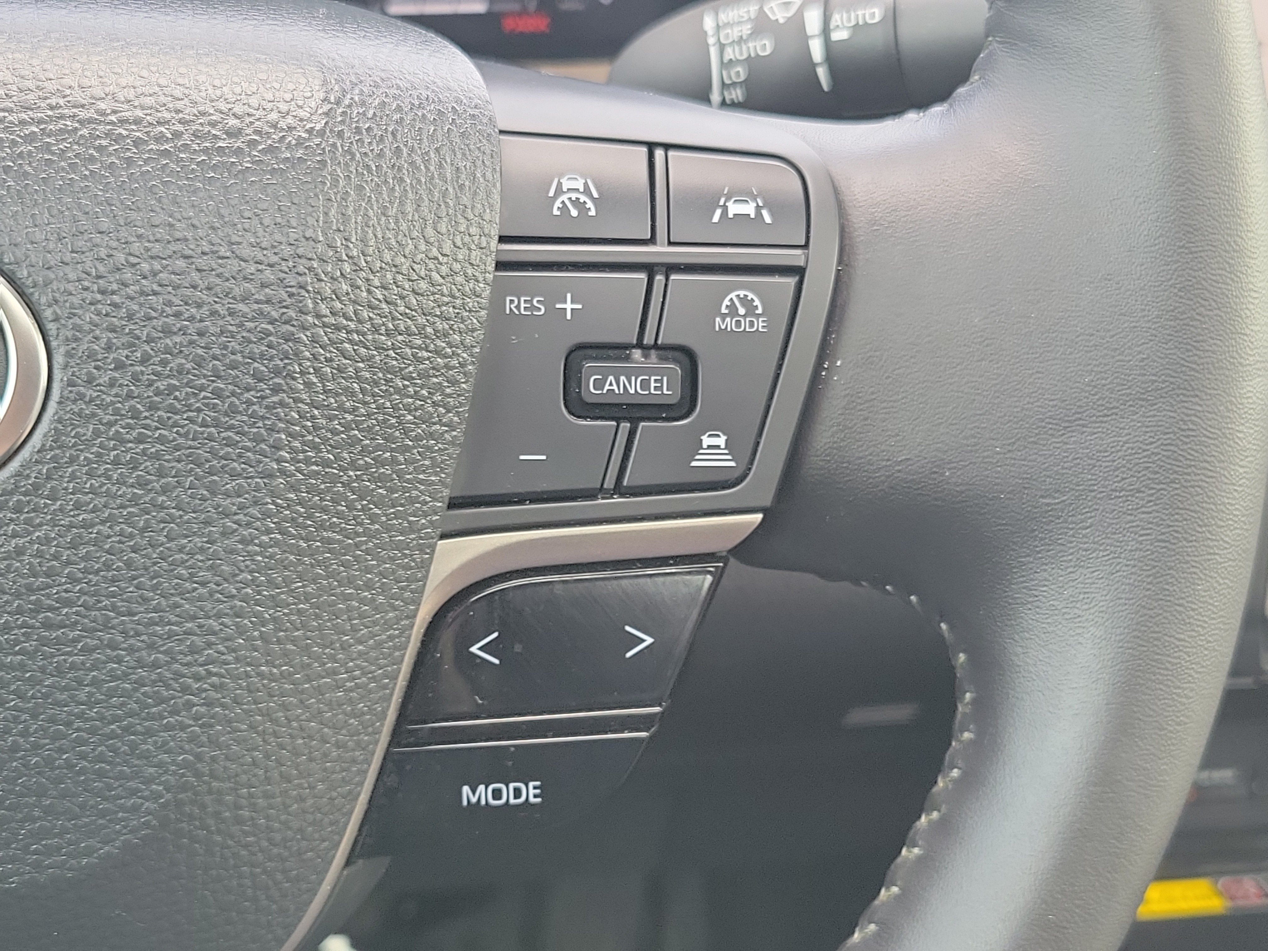 Used 2026 Toyota Camry XLE w/ Premium Package AWD/4WD image 26