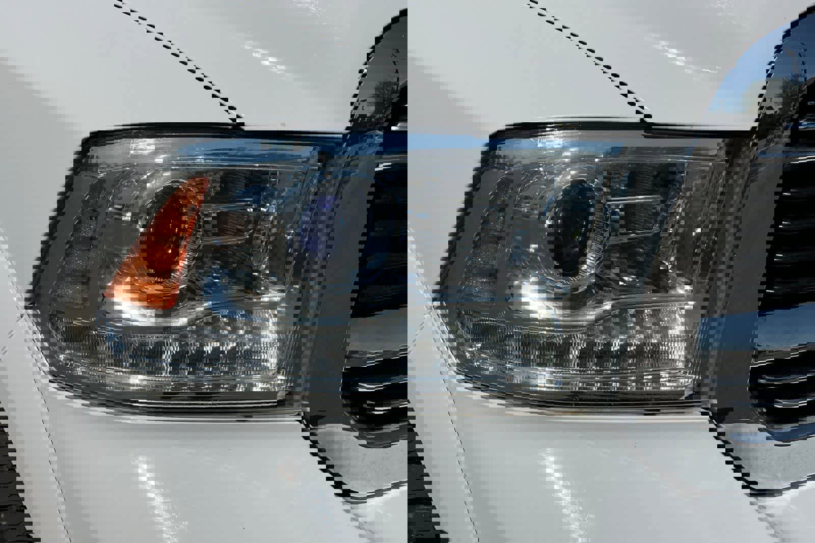 Used 2017 RAM 1500 Laramie Longhorn image 33