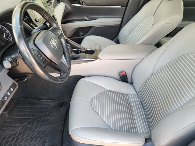 Used 2024 Toyota Camry SE w/ Cold Weather Package FWD image 12