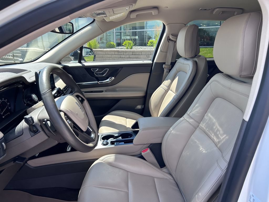 Used 2020 Lincoln Corsair AWD w/ Equipment Group 101A image 10