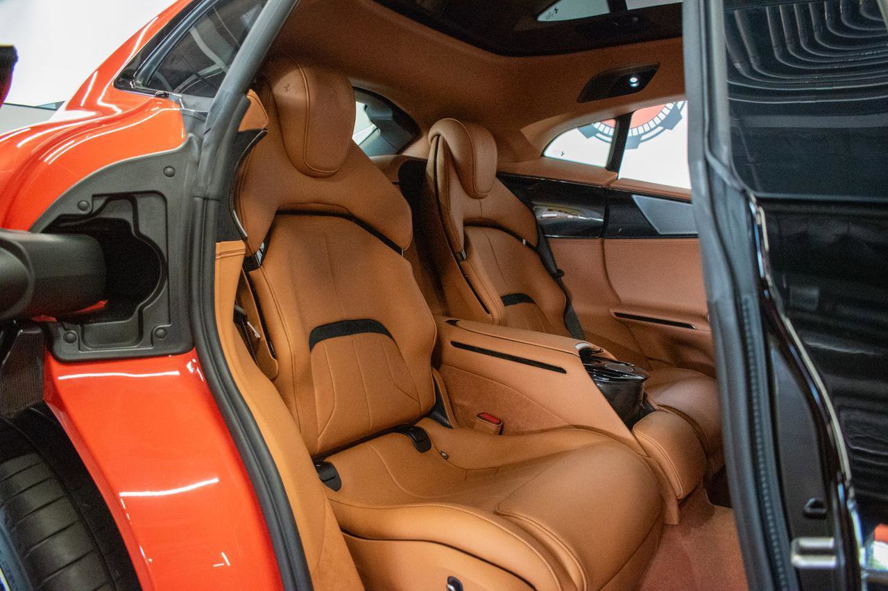 Used 2025 Ferrari Purosangue AWD/4WD image 19