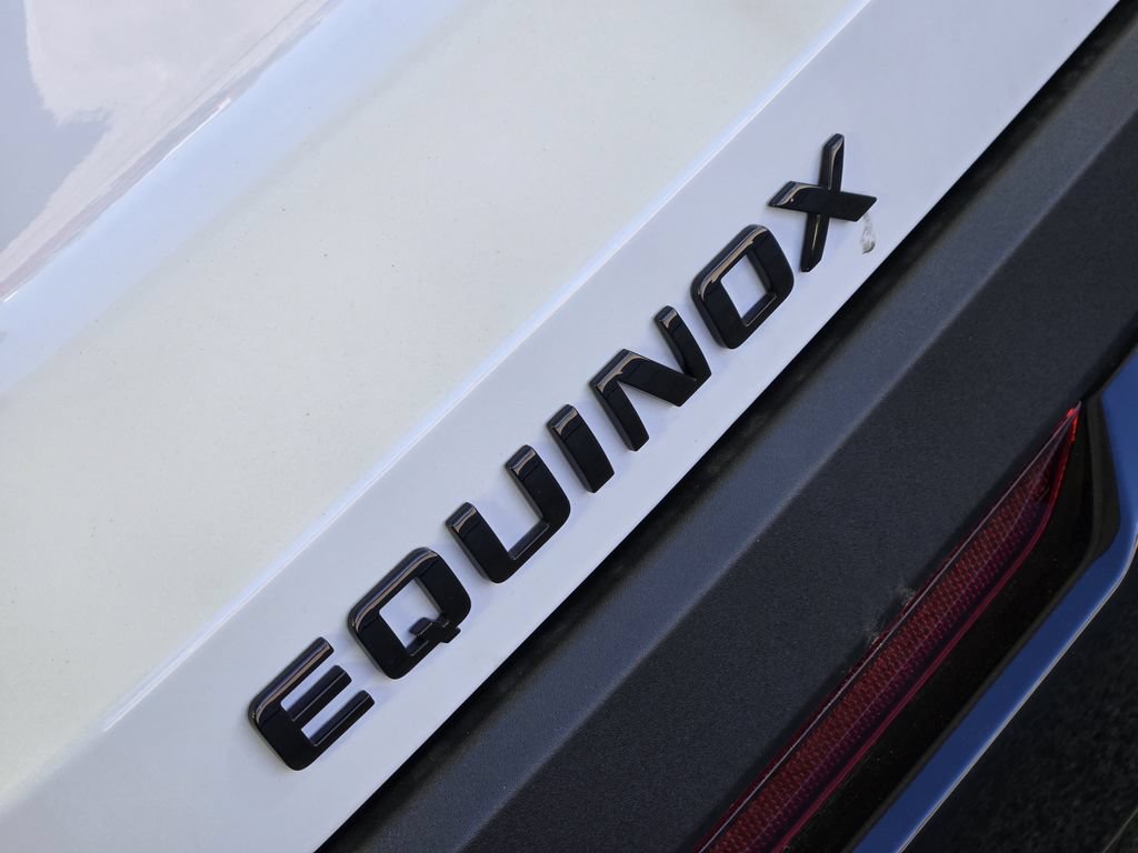 New 2026 Chevrolet Equinox RS w/ Convenience Package III FWD image 12