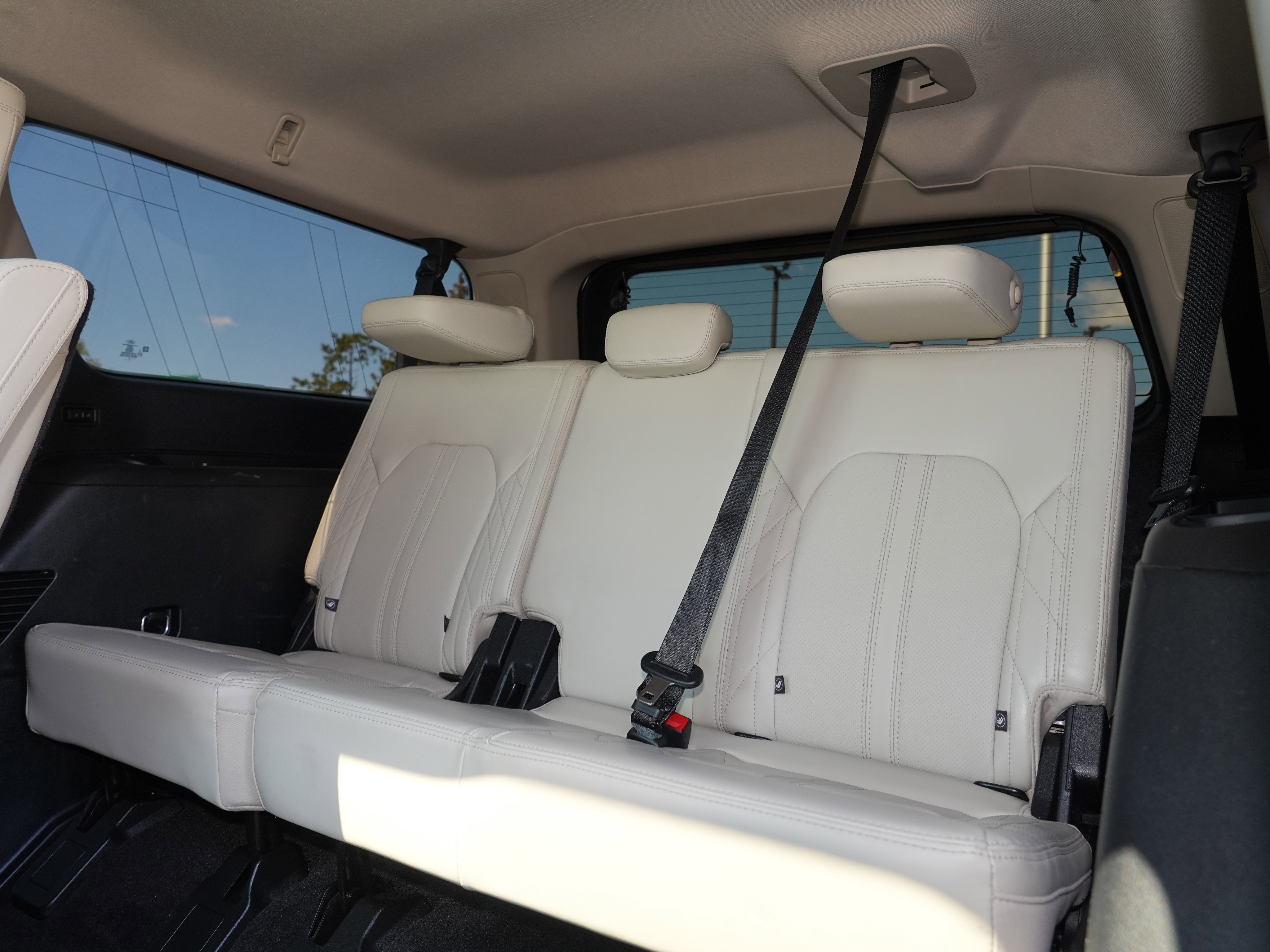 Used 2021 Ford Expedition Max Platinum AWD/4WD image 28