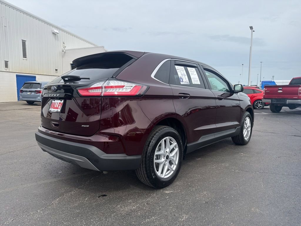 Certified 2024 Ford Edge SEL w/ Convenience Package AWD/4WD image 15