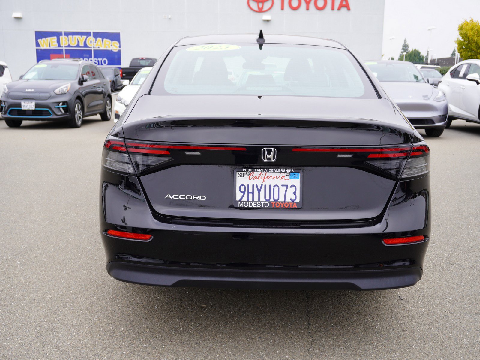 Used 2023 Honda Accord LX image 9
