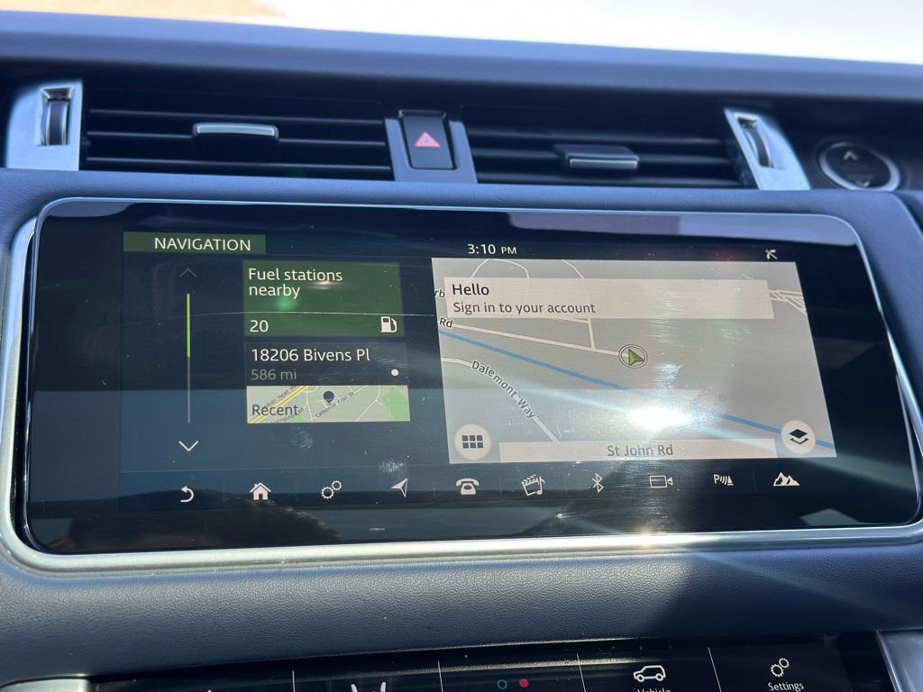 Used 2022 Land Rover Range Rover Sport HST image 37