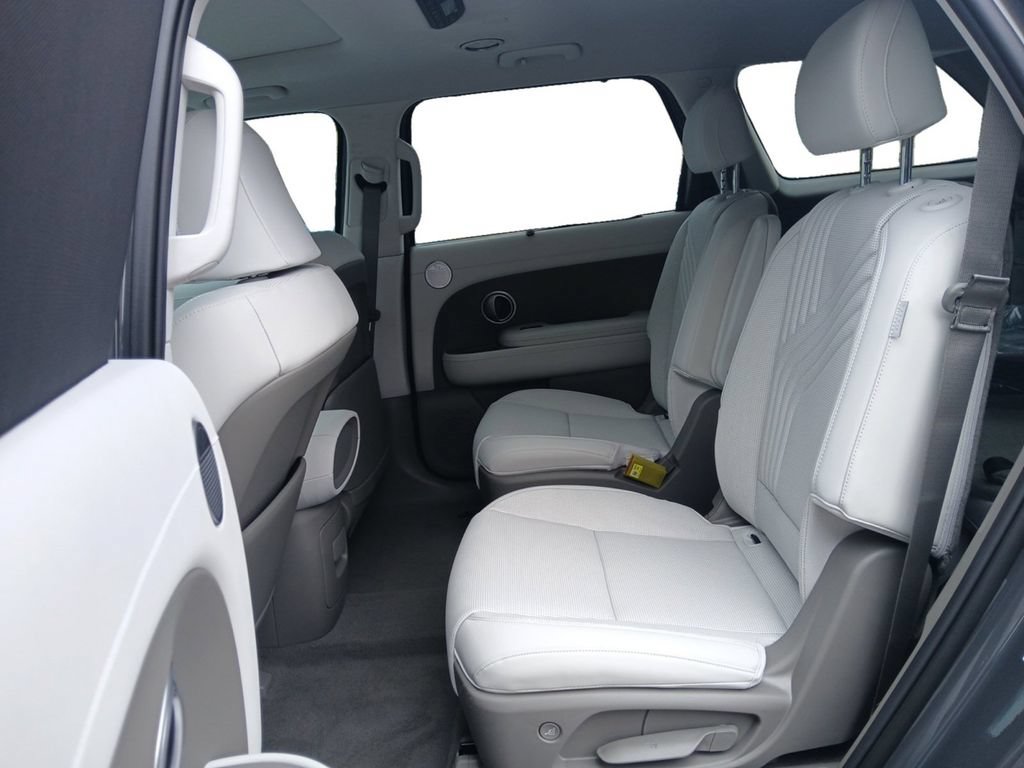 New 2026 Hyundai Palisade FWD Hybrid image 13