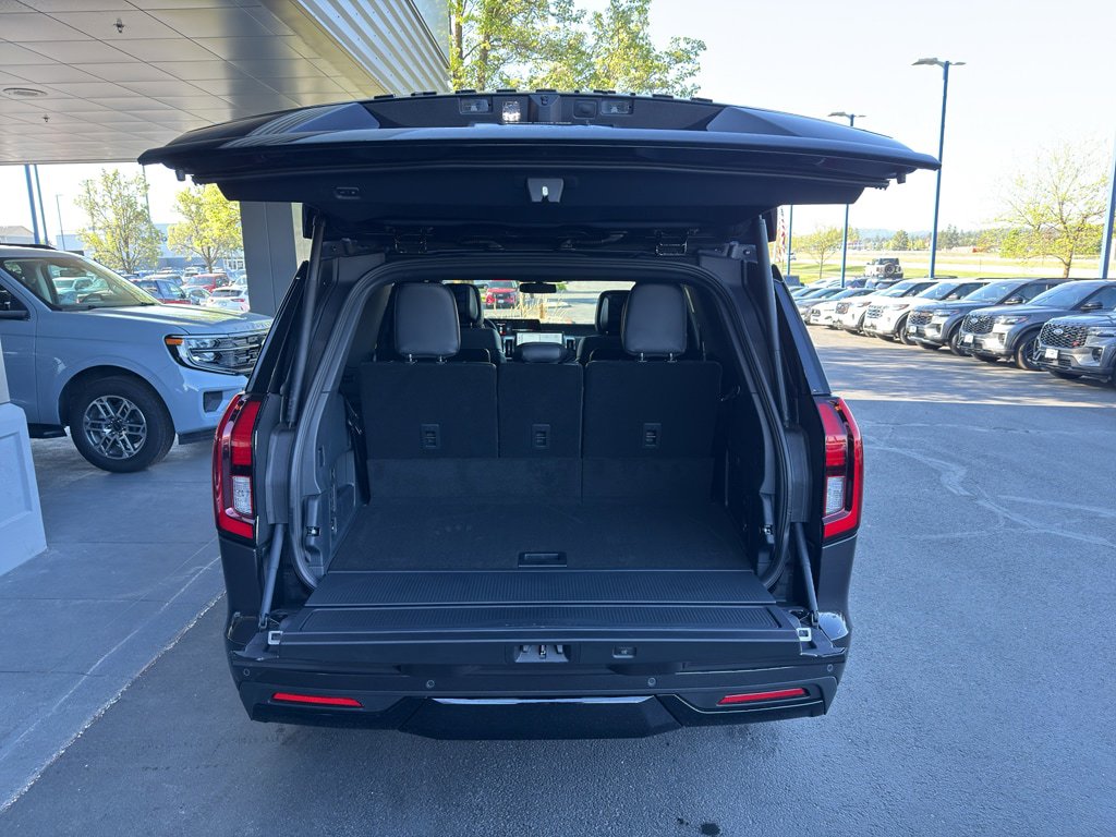 New 2026 Ford Expedition Platinum AWD/4WD image 6