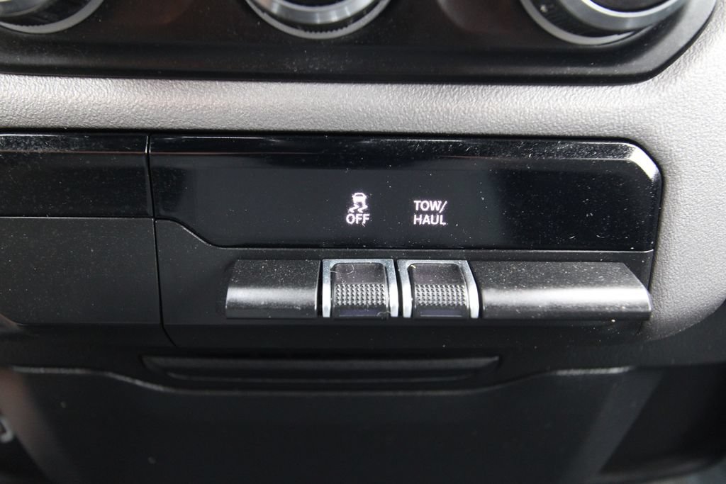 Used 2023 RAM 1500 Big Horn AWD/4WD image 27