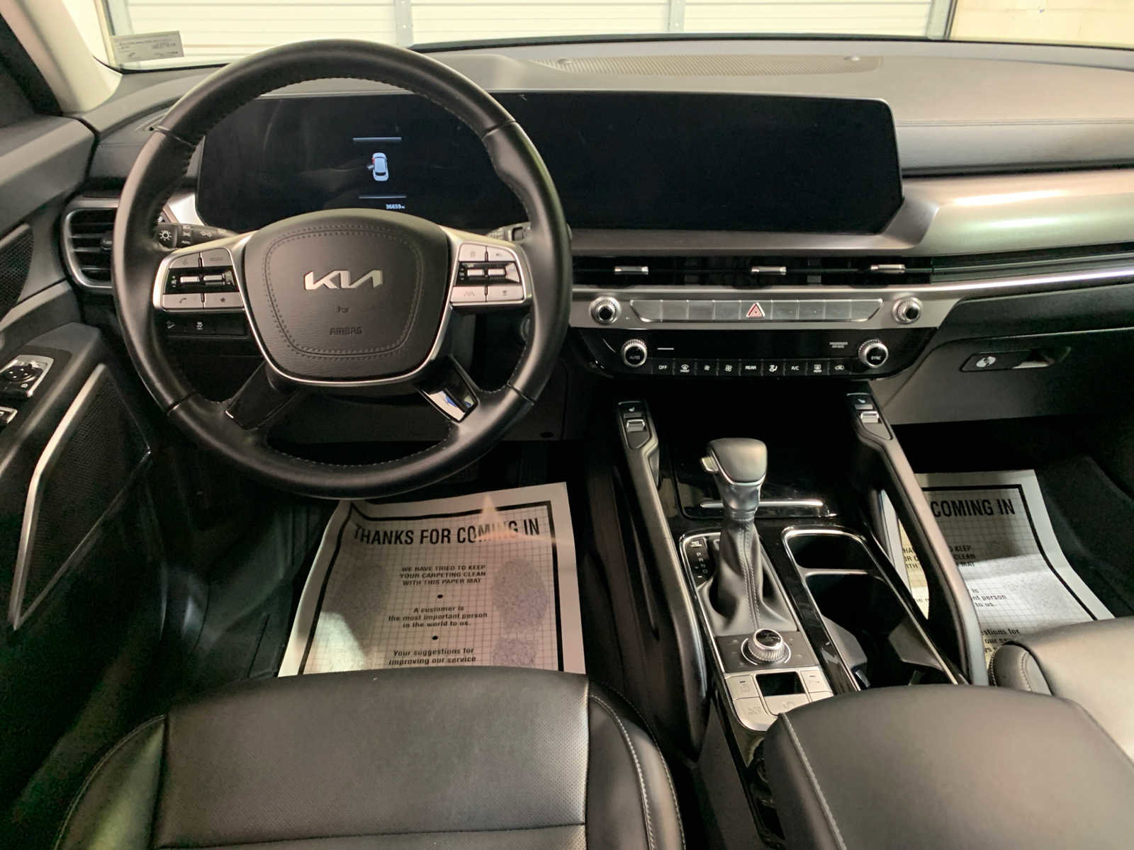 Used 2024 Kia Telluride S w/ S Sunroof Package image 4