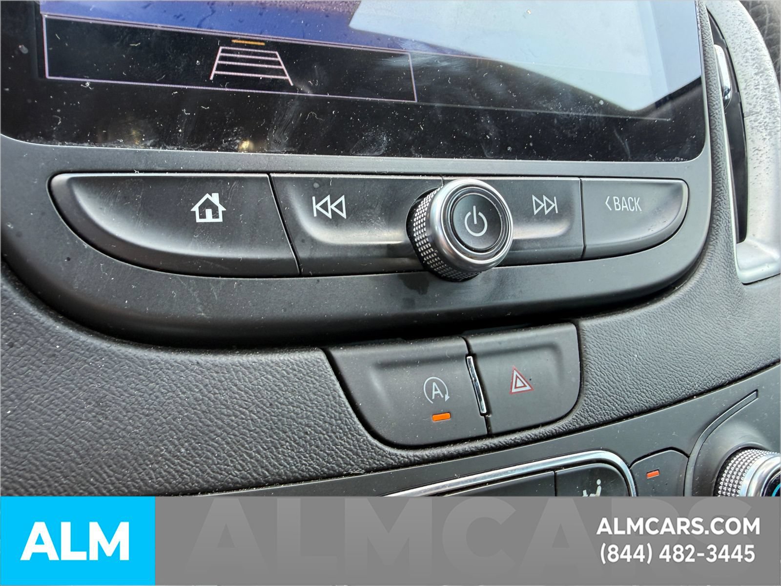 Used 2025 Chevrolet Malibu LT FWD image 17