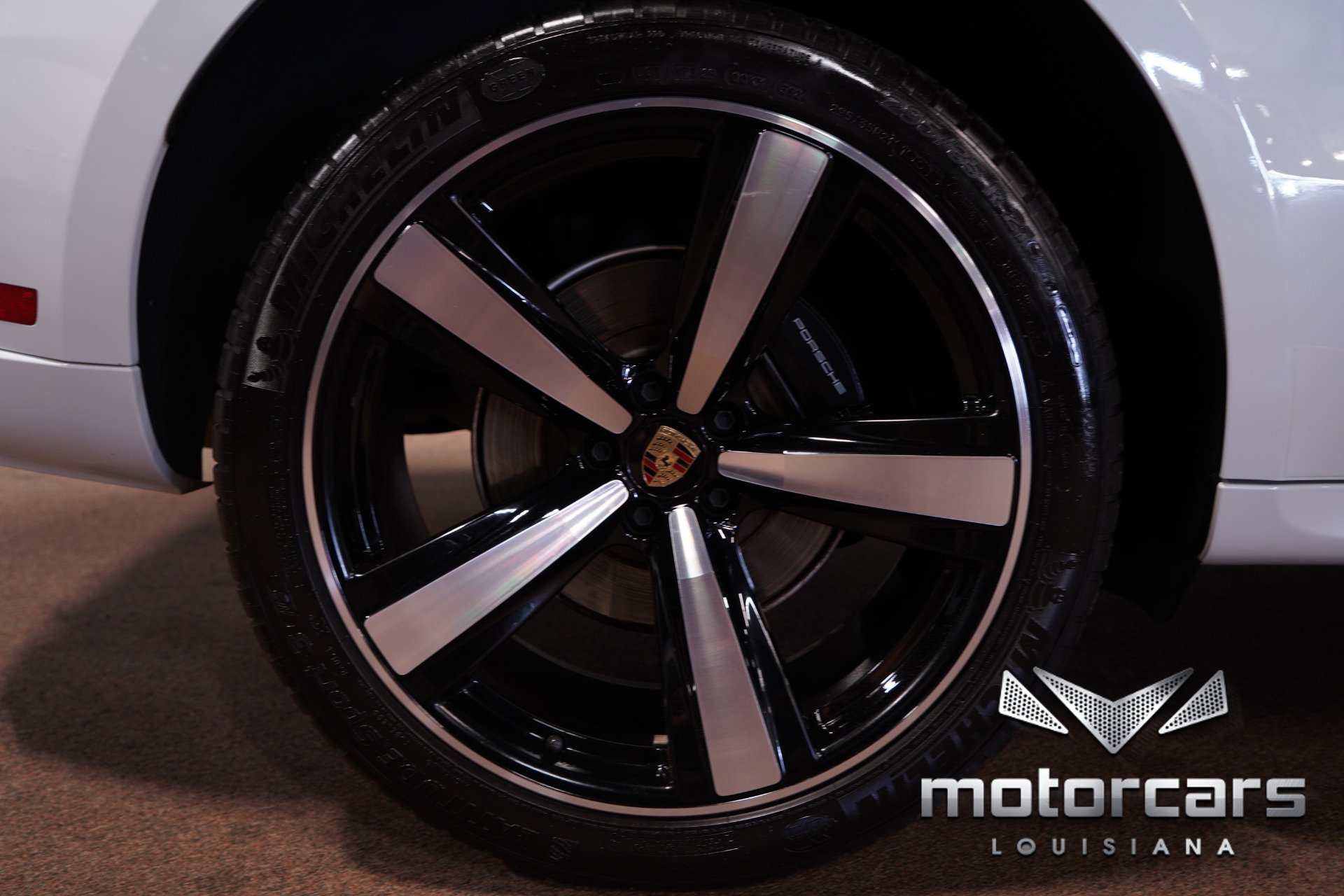 Used 2024 Porsche Macan Turbo w/ Premium Plus Package image 20