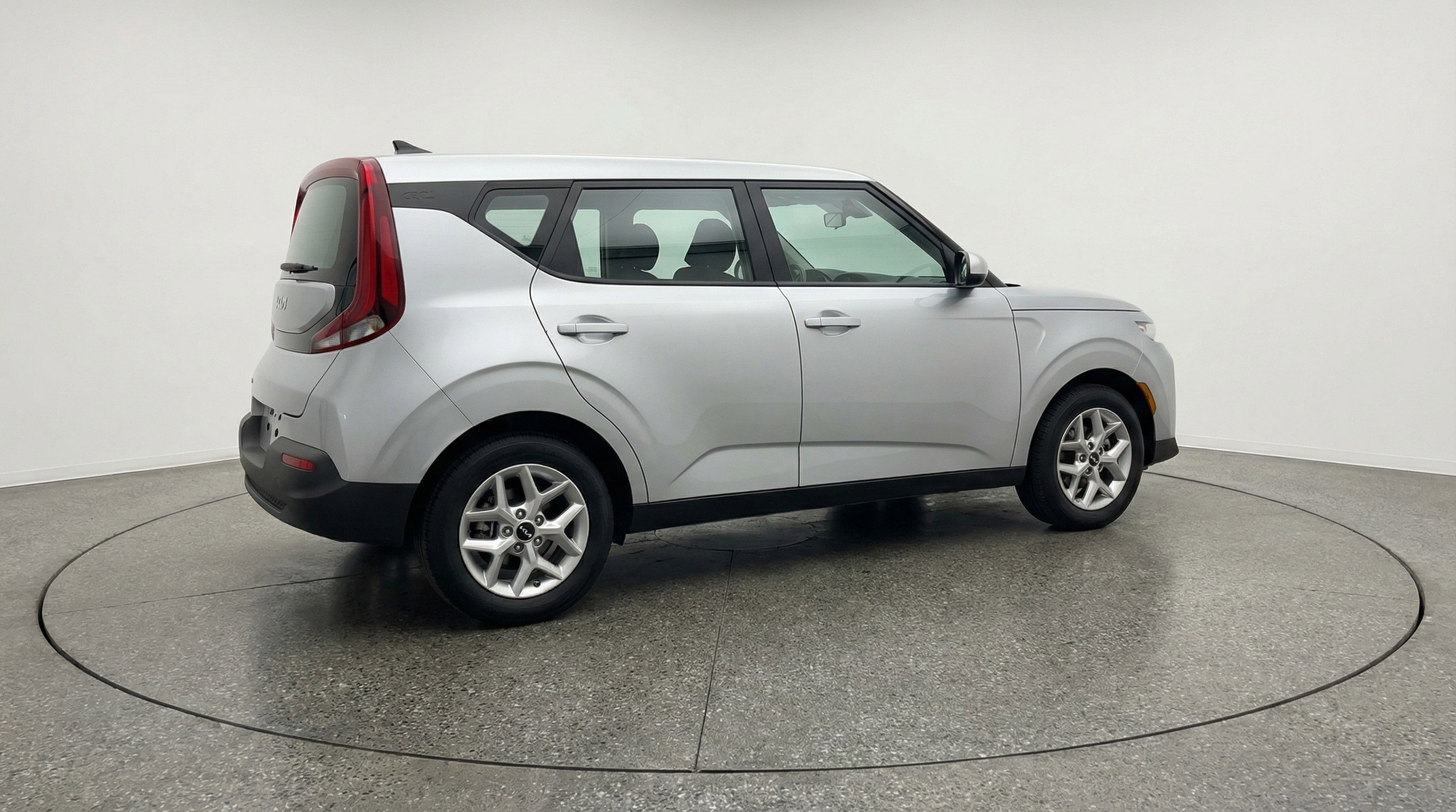 Used 2025 Kia Soul LX w/ LX Technology Package image 9