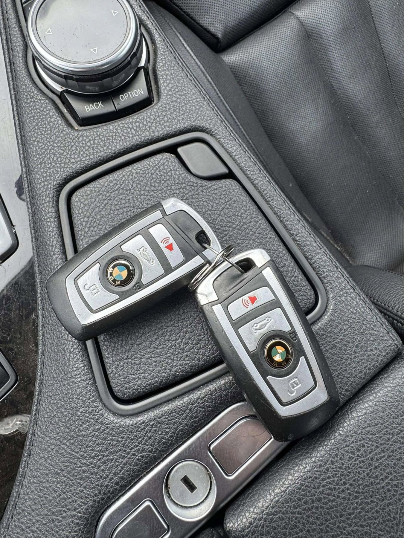 Used 2015 BMW 640i Convertible w/ Executive Package image 14