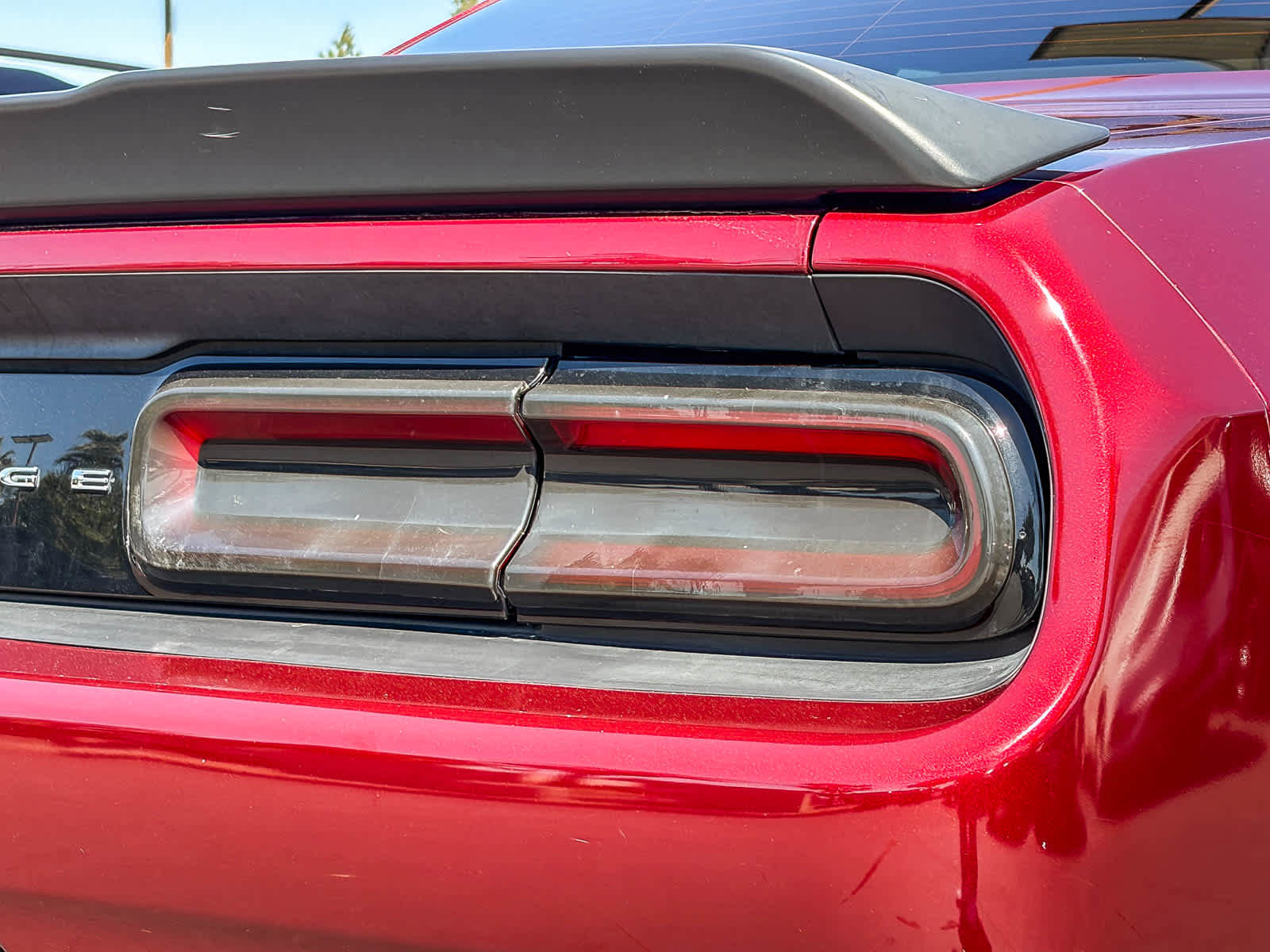 Used 2019 Dodge Challenger R/T w/ Driver Convenience Group RWD image 8