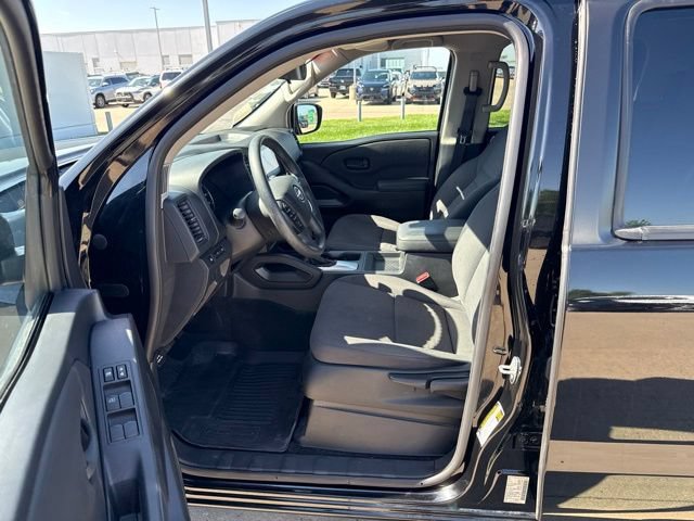 Used 2022 Nissan Frontier S w/ Technology Package AWD/4WD image 16