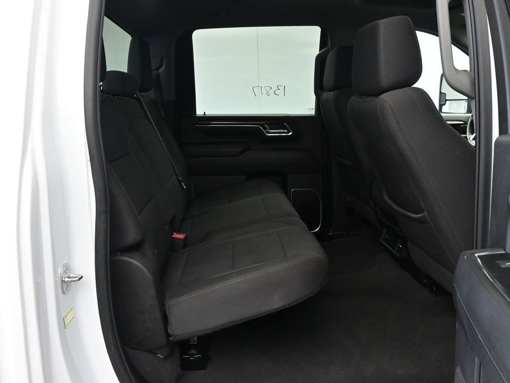 Used 2024 Chevrolet Silverado 2500 LT image 15