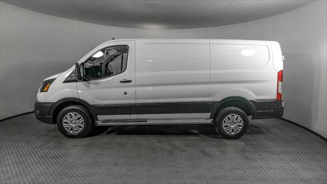 Used 2024 Ford Transit 250 Low Roof w/ Exterior Upgrade Package RWD image 3