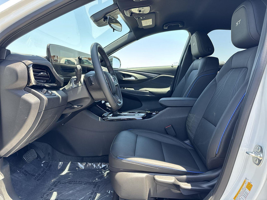 New 2026 Buick Envista Sport Touring FWD image 20