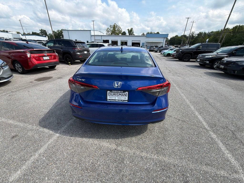 Used 2022 Honda Civic LX image 4