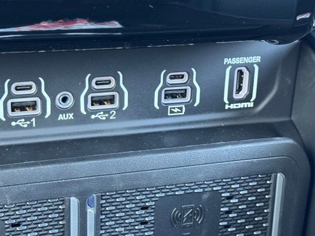 New 2026 RAM 1500 Laramie w/ Night Edition image 24