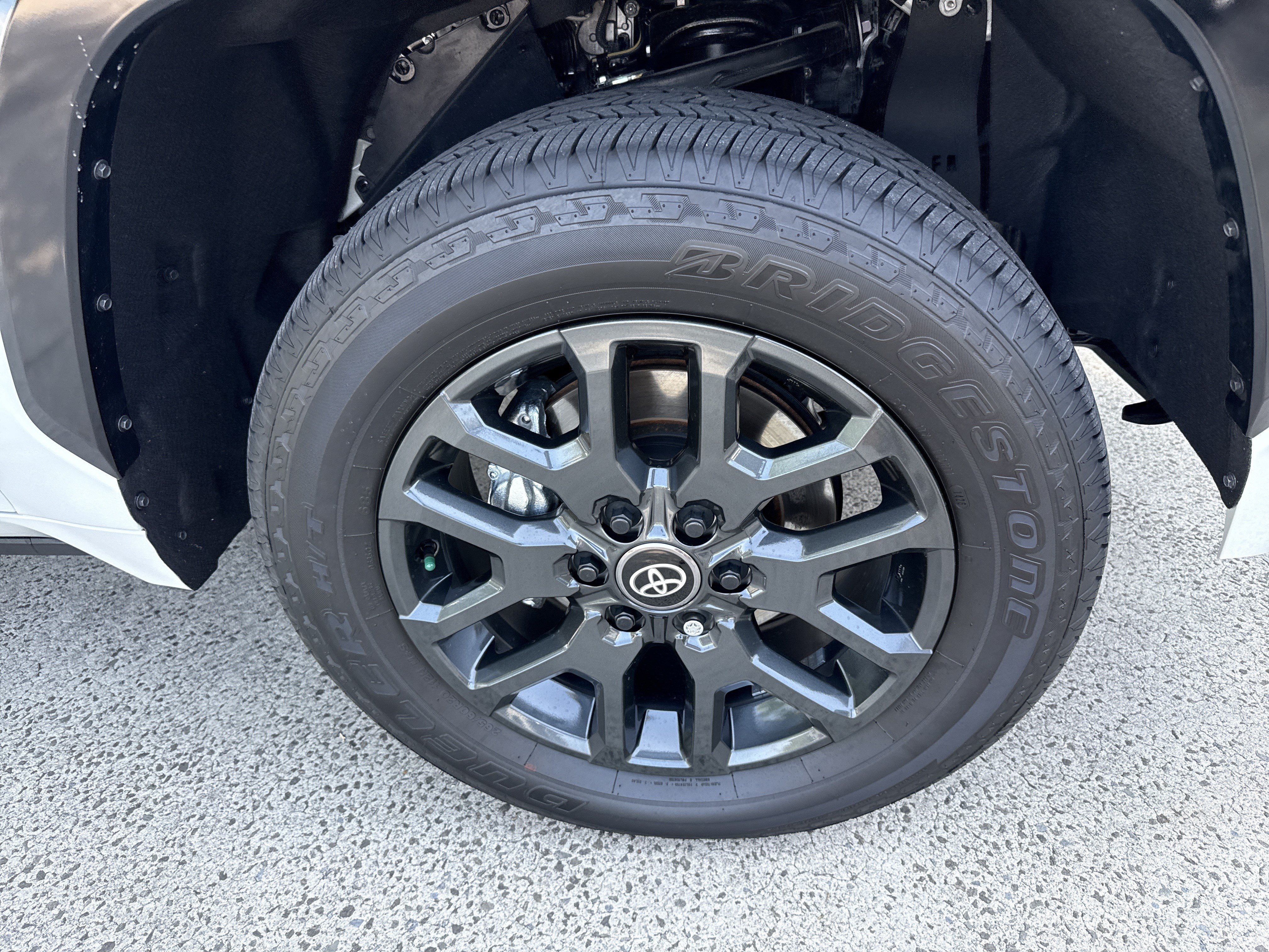 Used 2026 Toyota Tundra Platinum AWD/4WD image 12