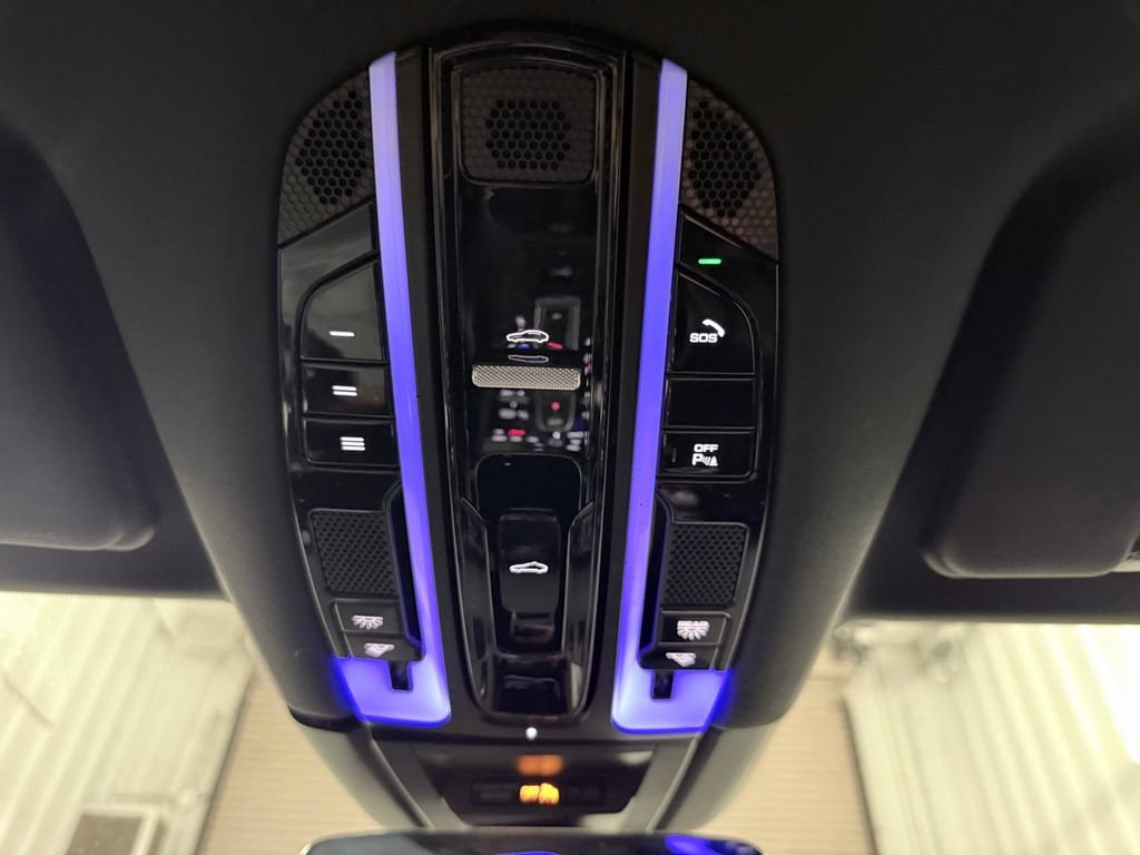 Used 2019 Porsche Cayenne S AWD/4WD image 21