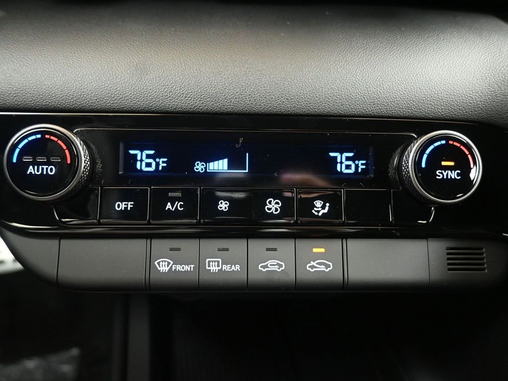 New 2026 Hyundai Elantra Sport image 32