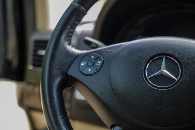 Used 2016 Mercedes-Benz Sprinter 2500 image 55