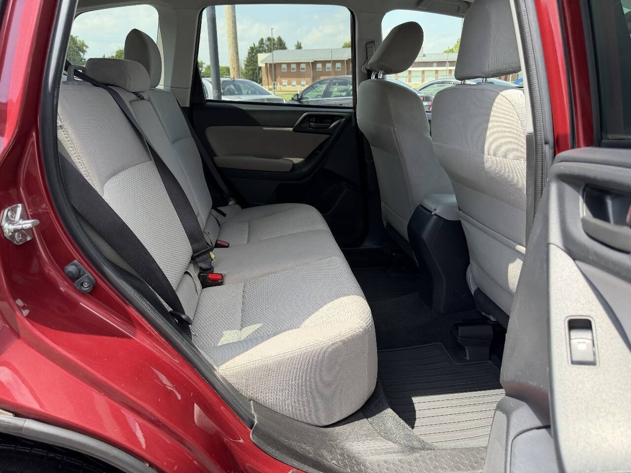 Used 2015 Subaru Forester 2.5i Premium w/ All-Weather Package AWD/4WD image 16