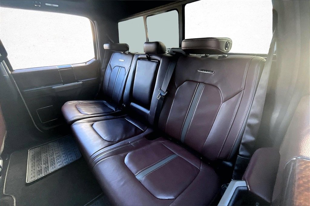 Used 2017 Ford F150 Platinum w/ Equipment Group 701A Luxury image 23