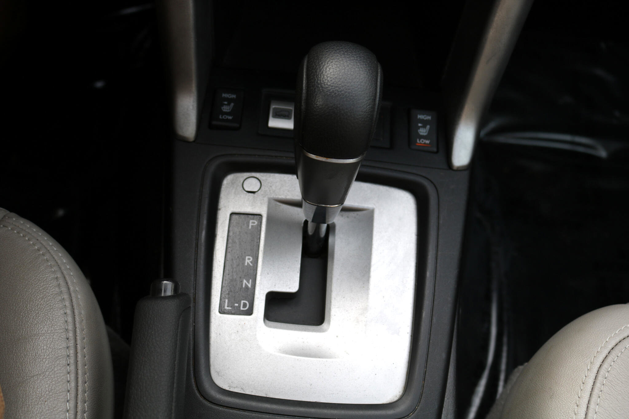 Used 2014 Subaru Forester 2.5i Limited image 23