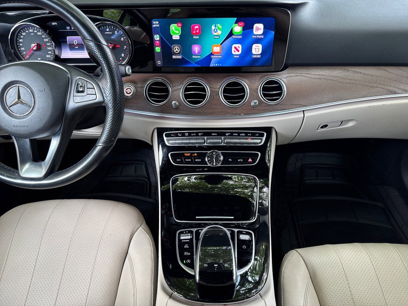 Used 2017 Mercedes-Benz E 300 4MATIC image 20
