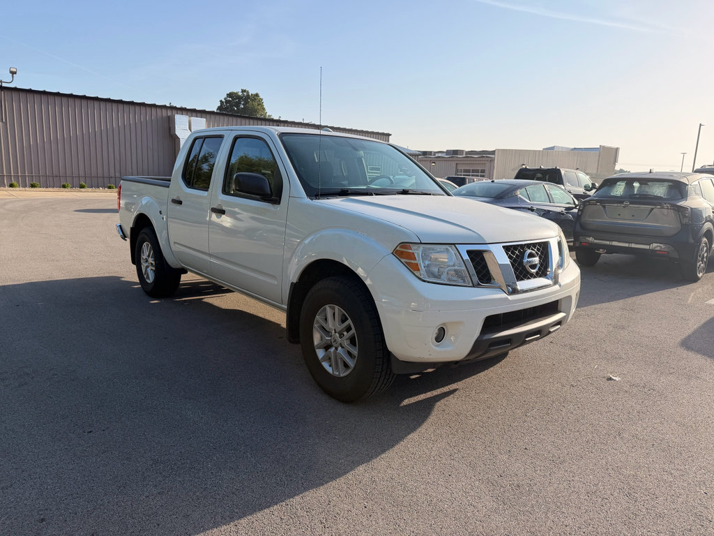 Used 2016 Nissan Frontier SV w/ SV Value Truck Package AWD/4WD image 3