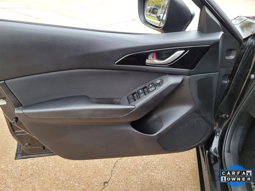 Used 2014 MAZDA MAZDA3 i Sport image 17