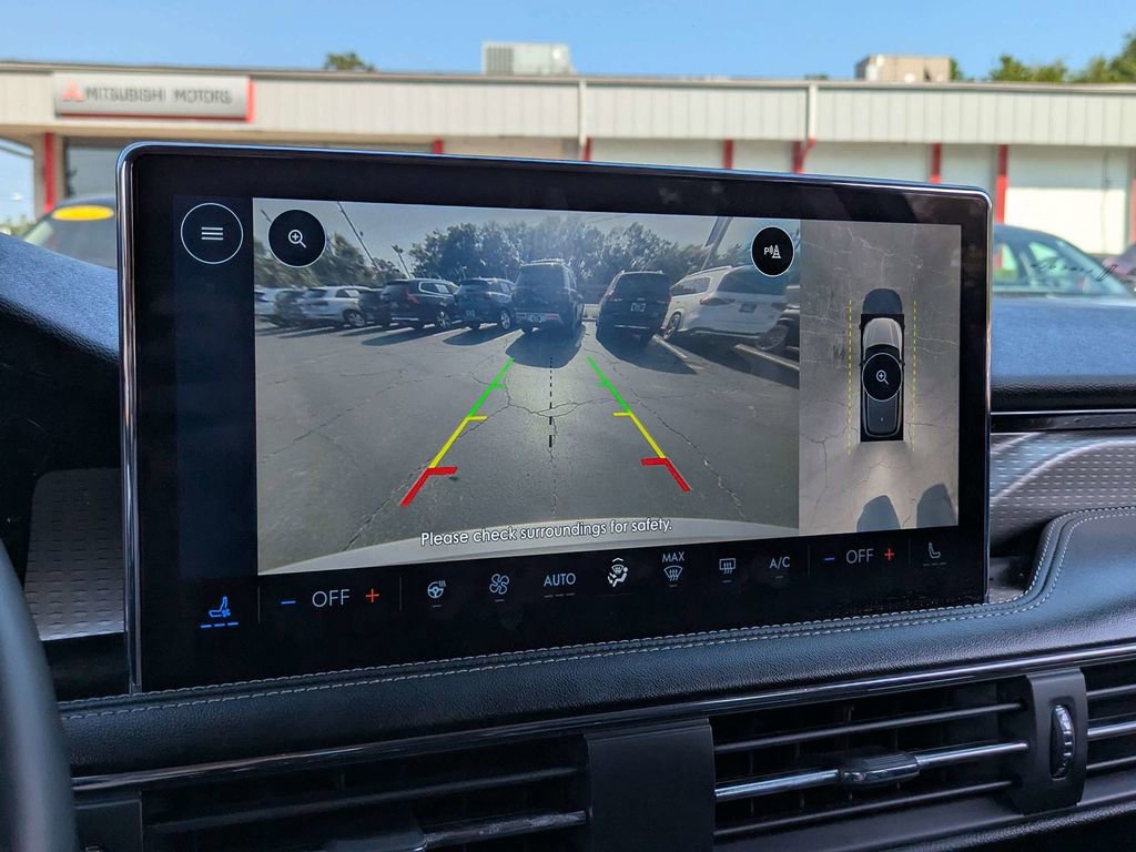 Used 2023 Lincoln Corsair Reserve w/ Equipment Group 201A AWD/4WD image 21