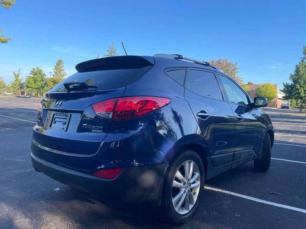 Used 2013 Hyundai Tucson Limited FWD image 5