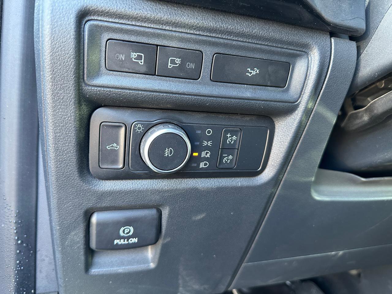 Used 2022 Ford F150 XLT w/ Equipment Group 302A High AWD/4WD image 18