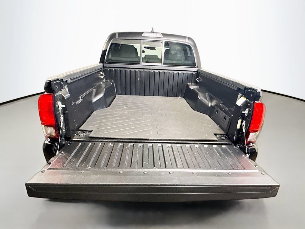 Certified 2023 Toyota Tacoma SR AWD/4WD image 22