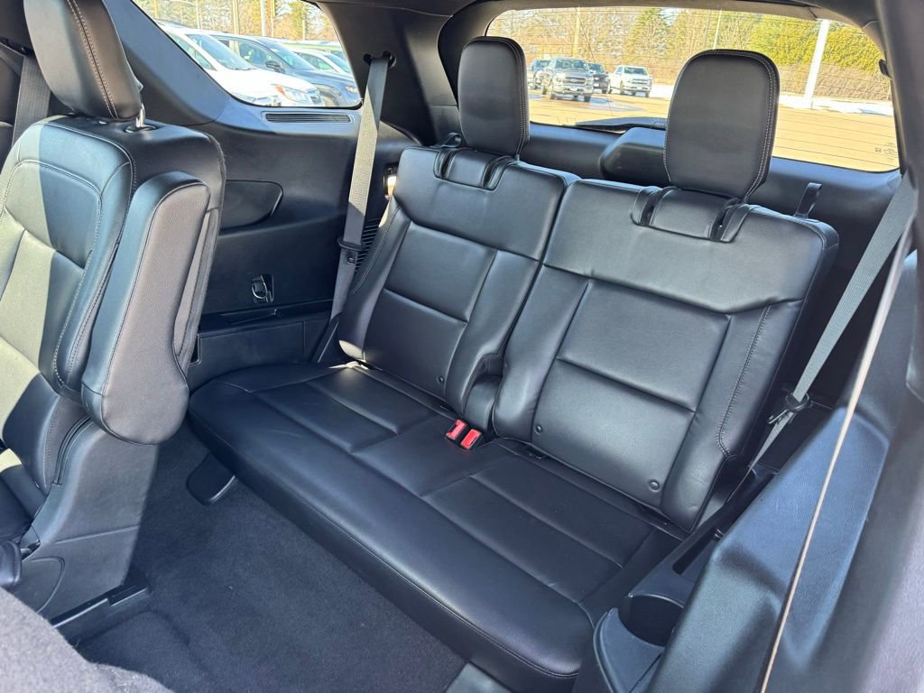 Certified 2020 Ford Explorer XLT w/ Equipment Group 202A image 25